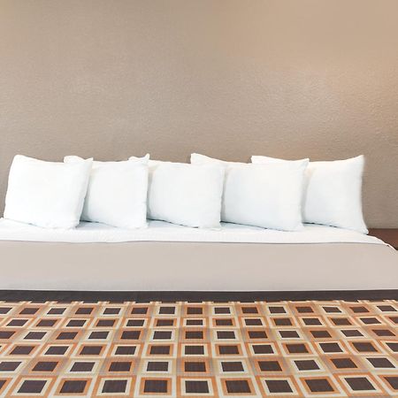 Deluxe Inn دينتون المظهر الخارجي الصورة