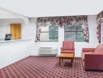Deluxe Inn دينتون المظهر الخارجي الصورة
